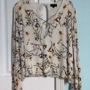Boutique floral trumpet long-sleeve